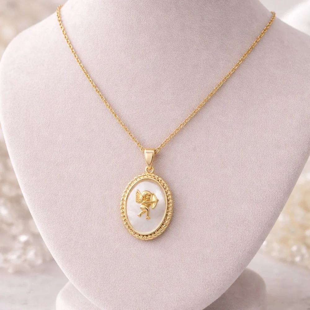 MOTHER OF PEARL NECKLACE